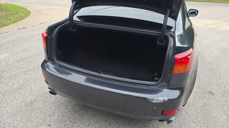 2007 Lexus IS 2nd Gen - Image 13 of 14