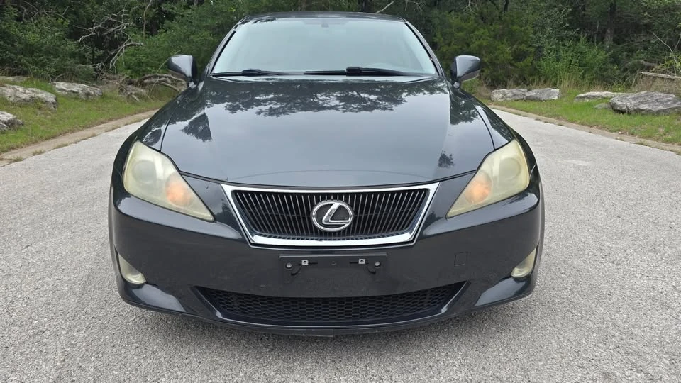 2007 Lexus IS 2nd Gen - Image 9 of 14