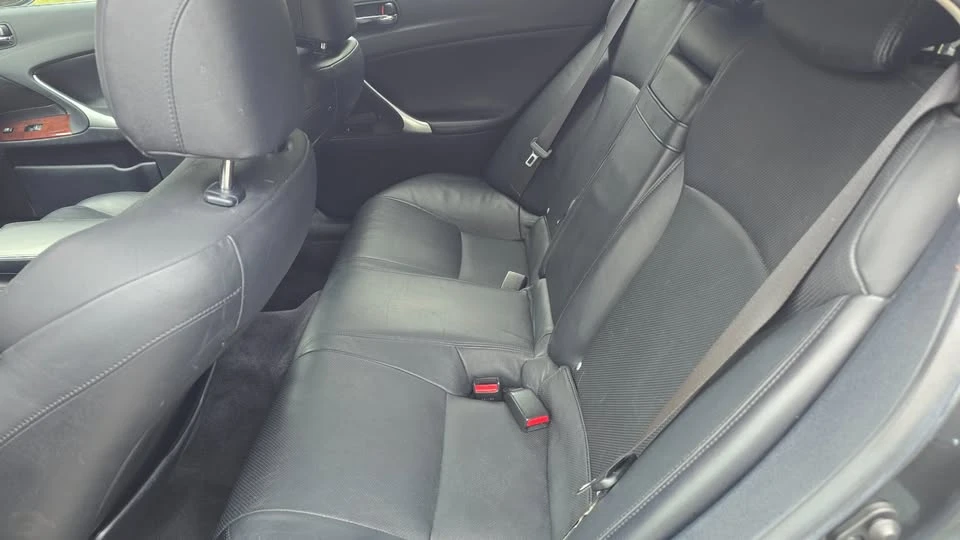 2007 Lexus IS 2nd Gen - Image 11 of 14