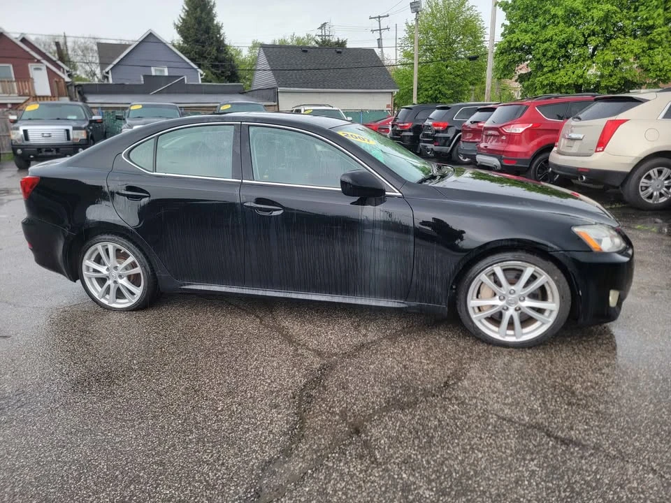 2007 Lexus IS 2nd Gen - Image 9 of 18