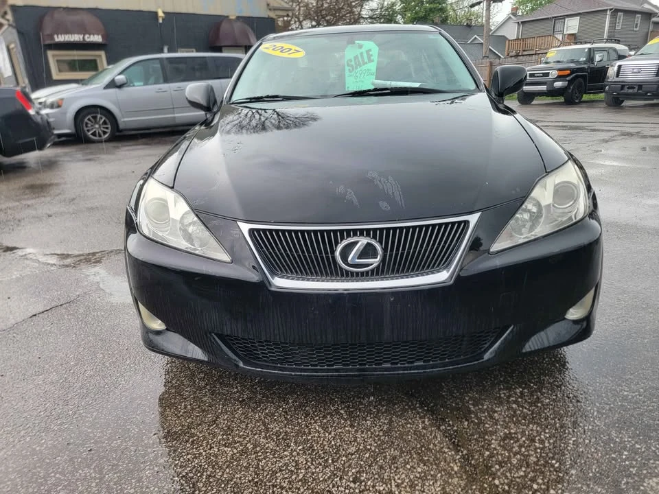 2007 Lexus IS 2nd Gen - Image 11 of 18