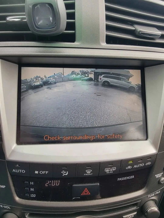 2007 Lexus IS 2nd Gen - Image 16 of 18
