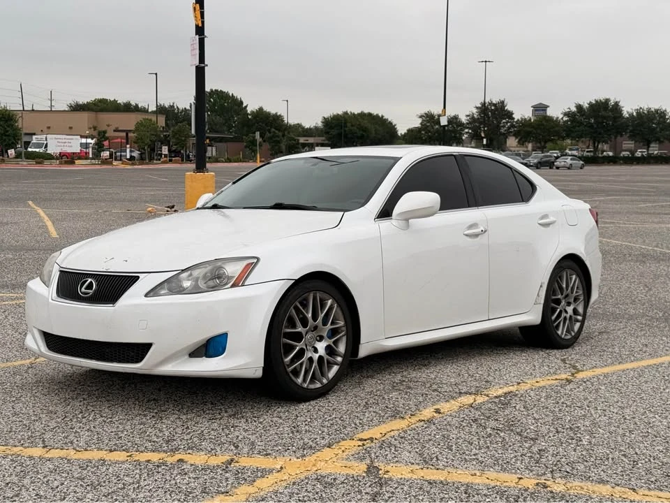 2007 Lexus IS 2nd Gen - Image 8 of 10