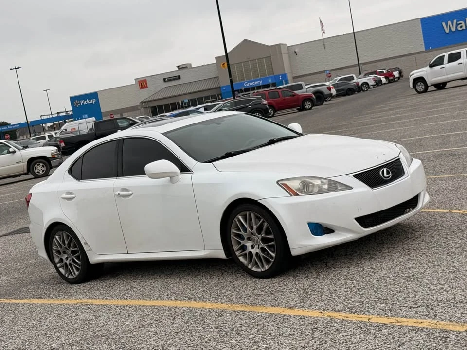2007 Lexus IS 2nd Gen - Image 9 of 10