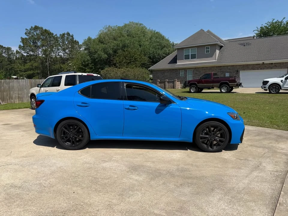 2007 Lexus IS 2nd Gen - Image 2 of 11