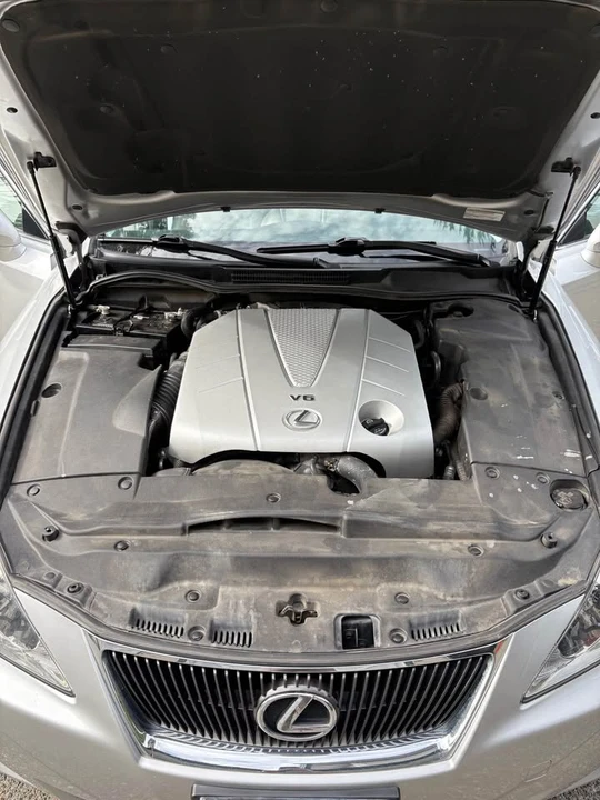 2007 Lexus IS 2nd Gen - Image 6 of 10