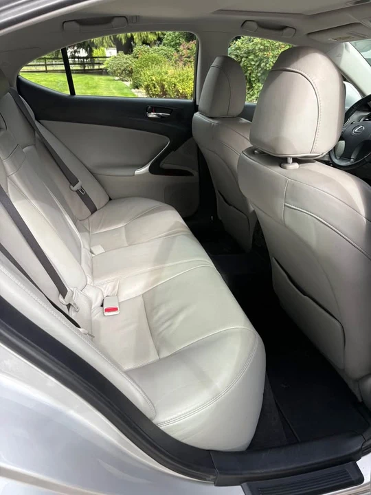 2007 Lexus IS 2nd Gen - Image 3 of 10