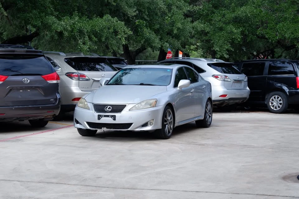 2007 Lexus IS 2nd Gen - Image 4 of 20