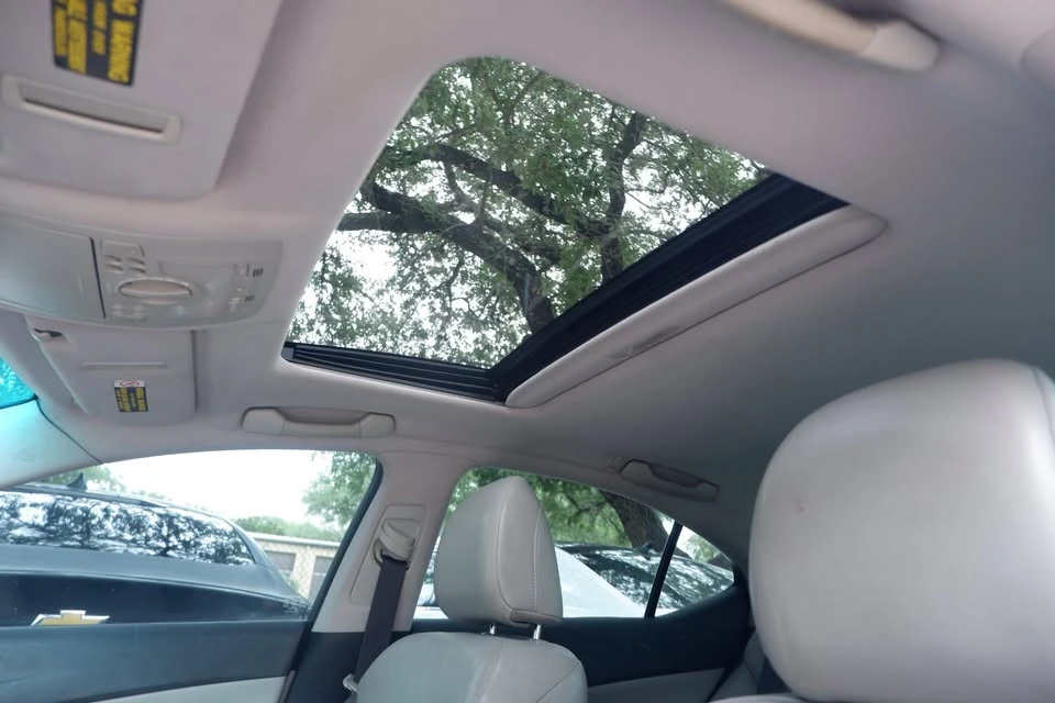 2007 Lexus IS 2nd Gen - Image 8 of 20