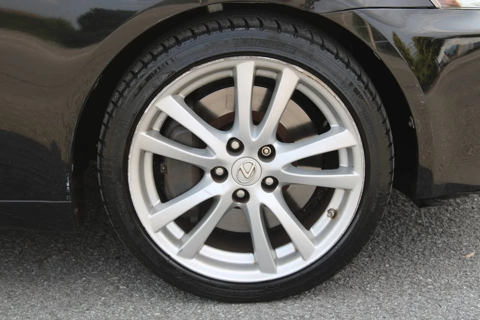 2007 Lexus IS 2nd Gen - Image 13 of 20