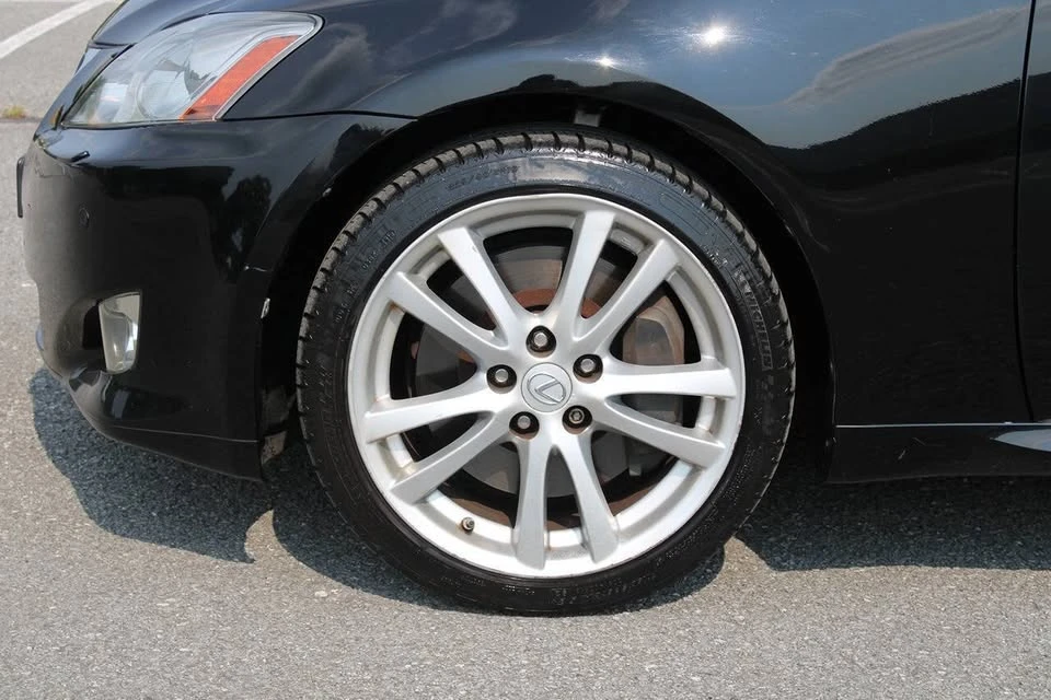2007 Lexus IS 2nd Gen - Image 10 of 20