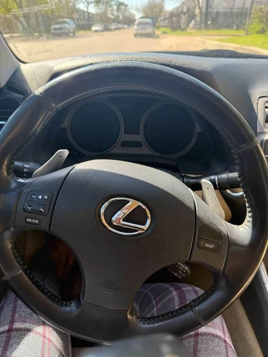 2007 Lexus IS 2nd Gen - Image 5 of 7