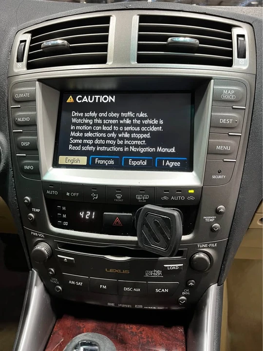 2007 Lexus IS 2nd Gen - Image 16 of 19