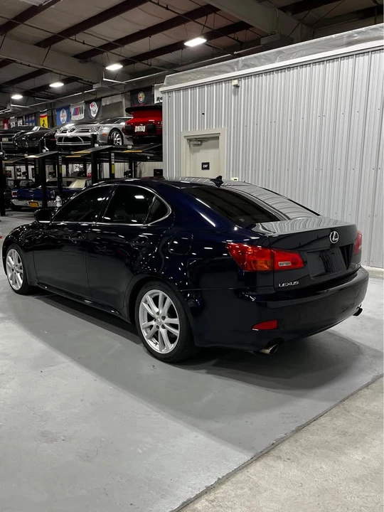 2007 Lexus IS 2nd Gen - Image 9 of 19
