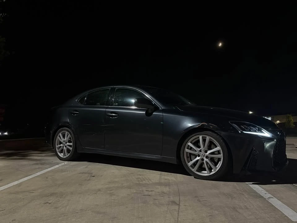 2007 Lexus IS 2nd Gen - Image 2 of 4