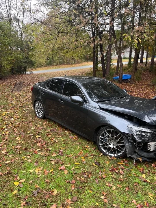 2007 Lexus IS 2nd Gen - Image 2 of 8