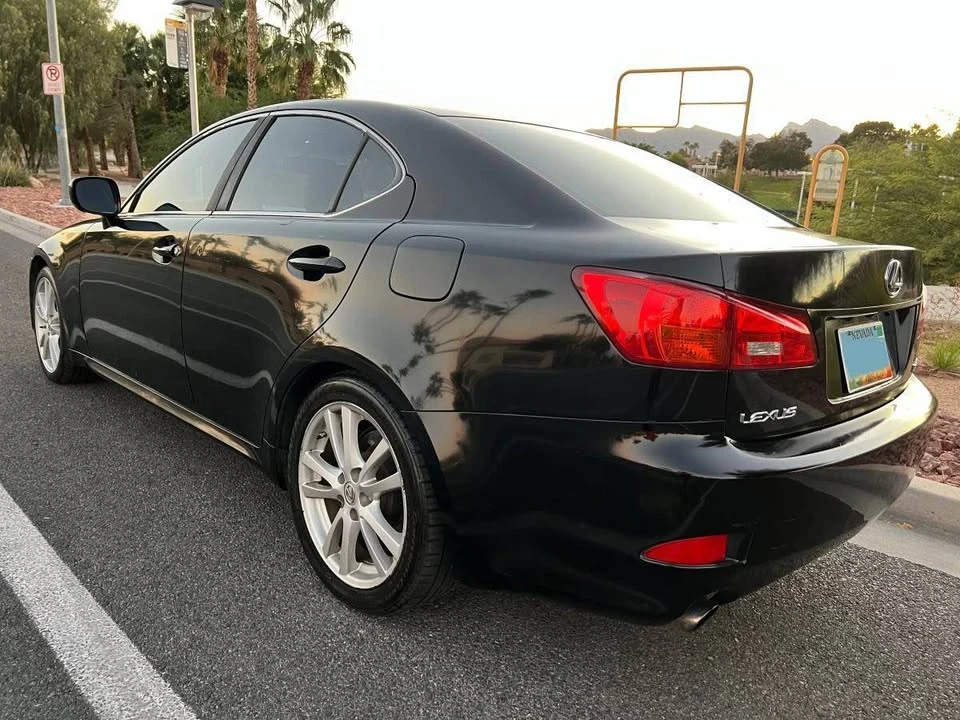 2007 Lexus IS 2nd Gen - Image 5 of 20
