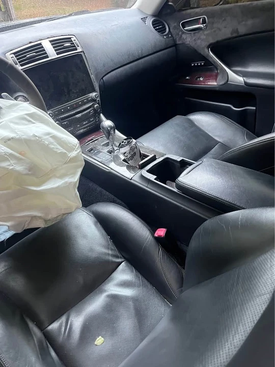 2007 Lexus IS 2nd Gen - Image 6 of 8