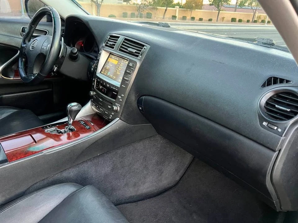 2007 Lexus IS 2nd Gen - Image 16 of 20