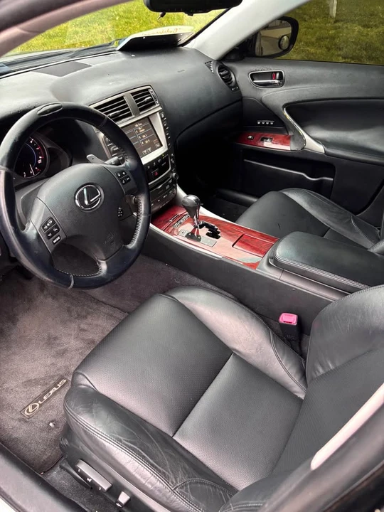 2007 Lexus IS 2nd Gen - Image 8 of 9