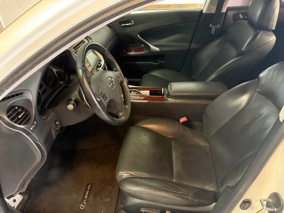 2007 Lexus IS 2nd Gen - Image 7 of 9