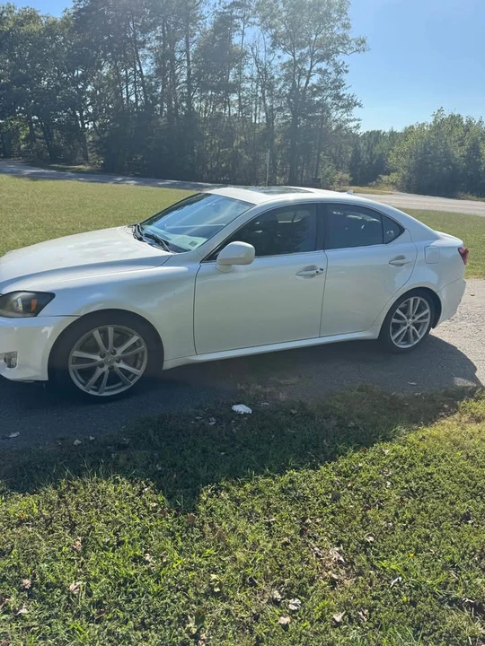 2007 Lexus IS 2nd Gen - Image 4 of 4