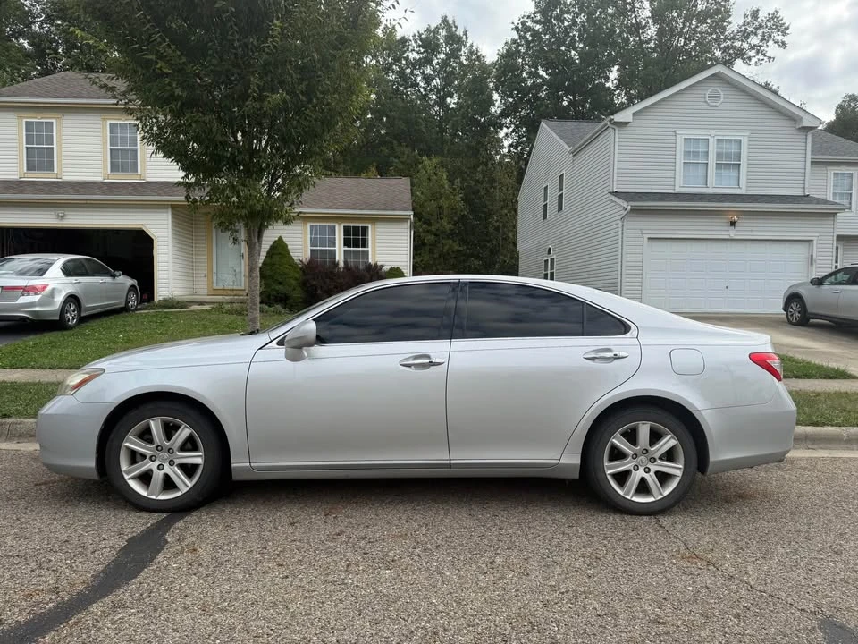 2007 Lexus IS 2nd Gen - Image 5 of 9