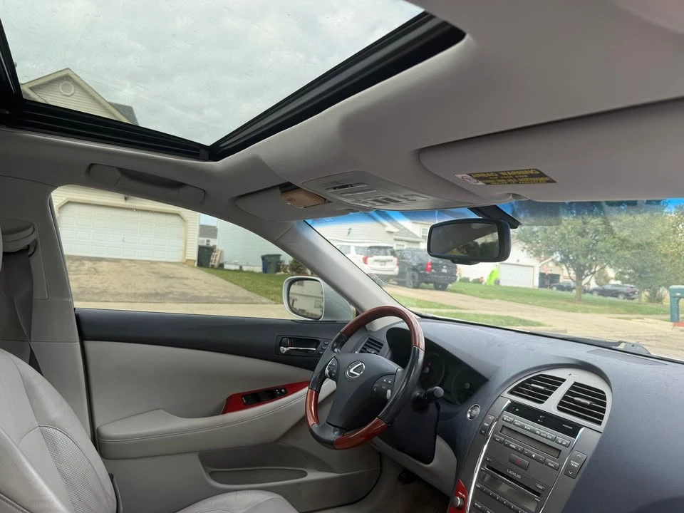 2007 Lexus IS 2nd Gen - Image 3 of 9