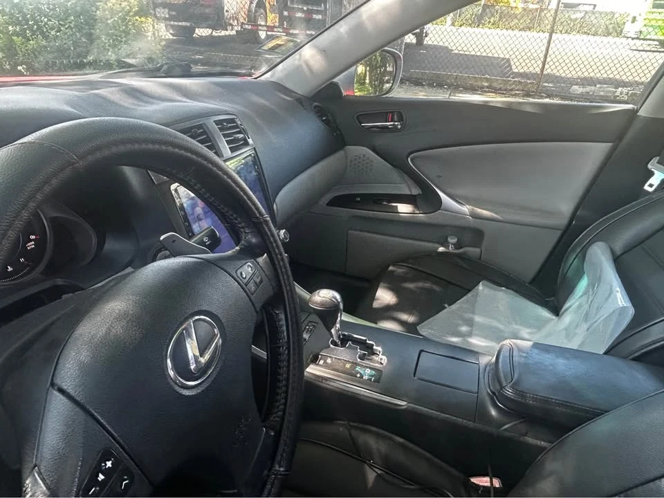 2007 Lexus IS 2nd Gen - Image 5 of 10