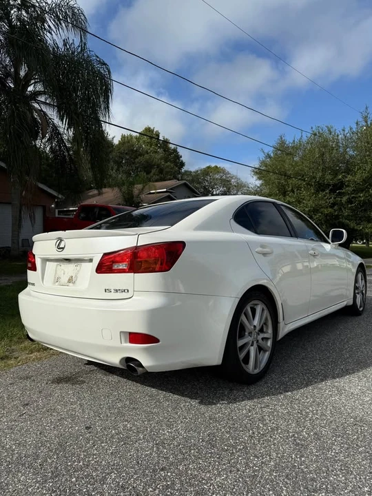2007 Lexus IS 2nd Gen - Image 2 of 3