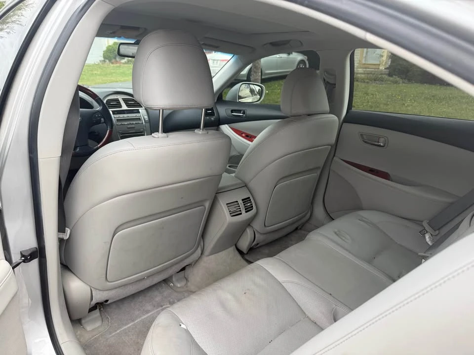 2007 Lexus IS 2nd Gen - Image 4 of 9