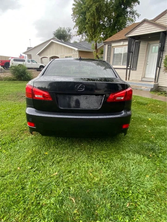 2007 Lexus IS 2nd Gen - Image 3 of 4