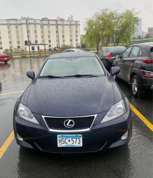 2007 Lexus IS 2nd Gen - Image 2 of 11
