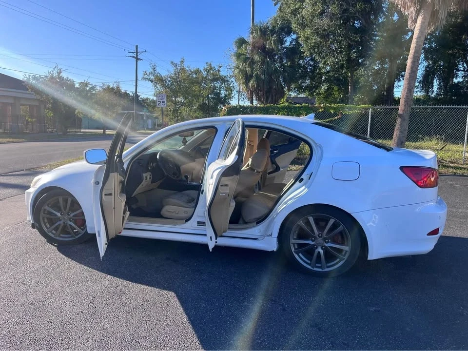 2007 Lexus IS 2nd Gen - Image 7 of 13