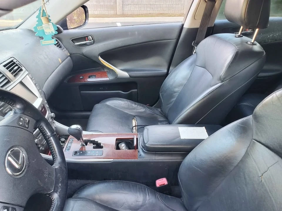 2007 Lexus IS 2nd Gen - Image 4 of 5