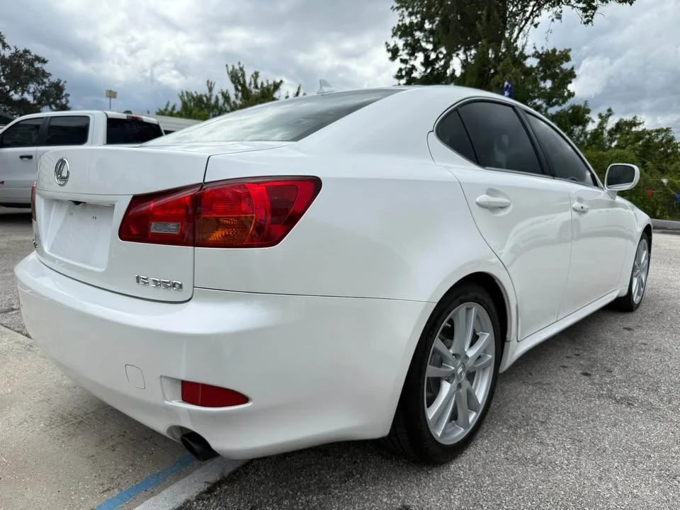 2007 Lexus IS 2nd Gen - Image 3 of 15