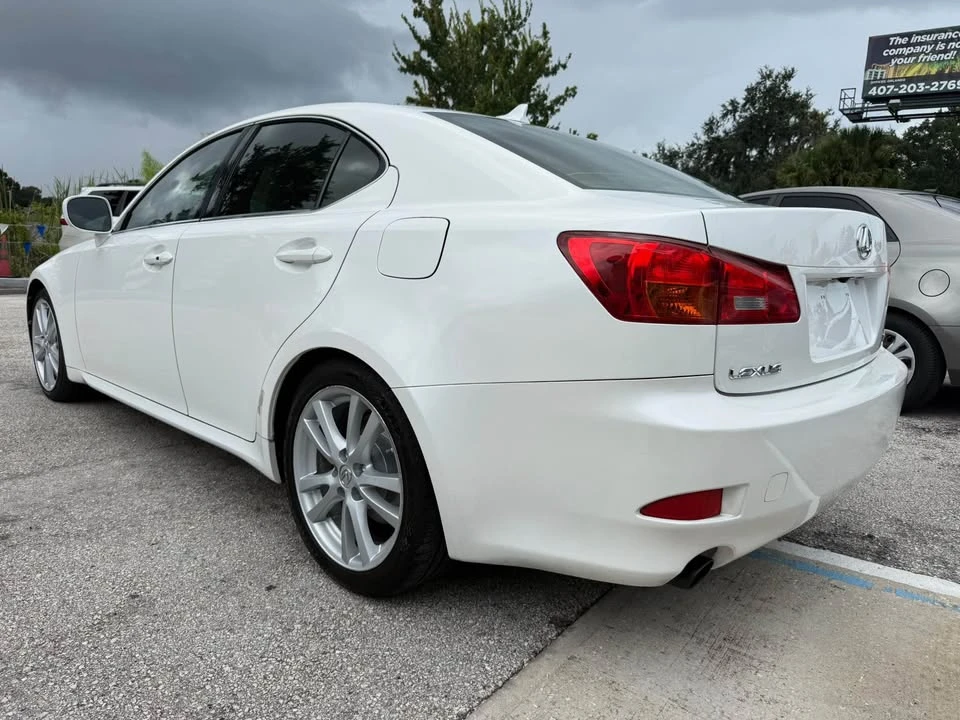 2007 Lexus IS 2nd Gen - Image 5 of 15