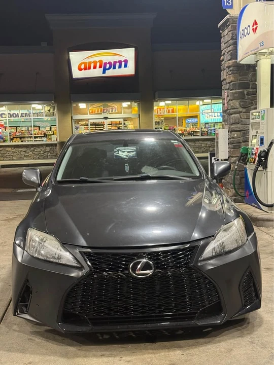 2007 Lexus IS 2nd Gen - Image 11 of 15