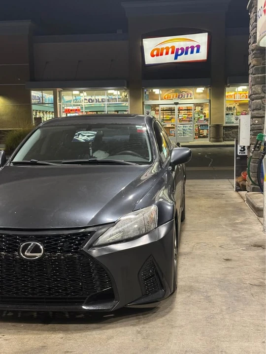 2007 Lexus IS 2nd Gen - Image 10 of 15