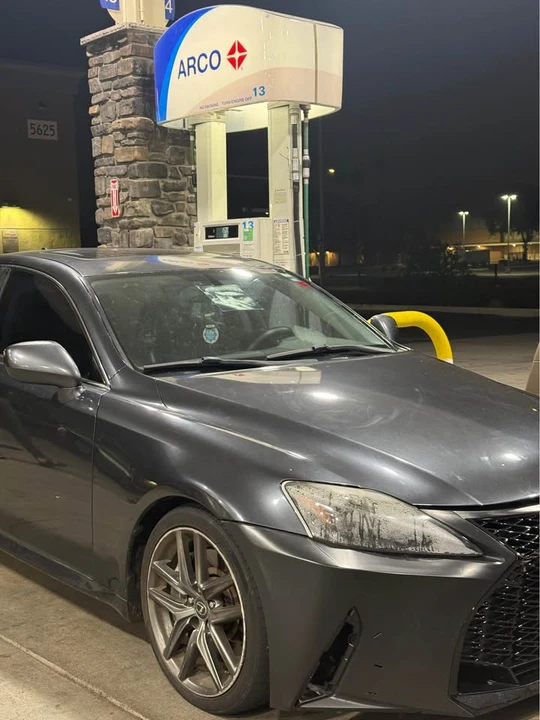 2007 Lexus IS 2nd Gen - Image 12 of 15