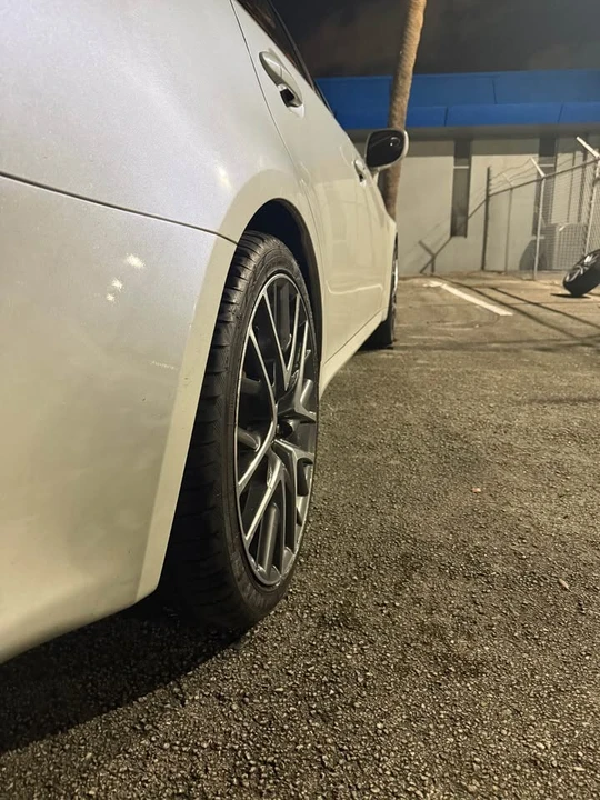 2007 Lexus IS 2nd Gen - Image 11 of 14