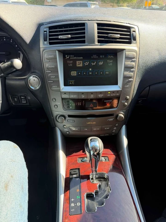 2007 Lexus IS 2nd Gen - Image 13 of 14