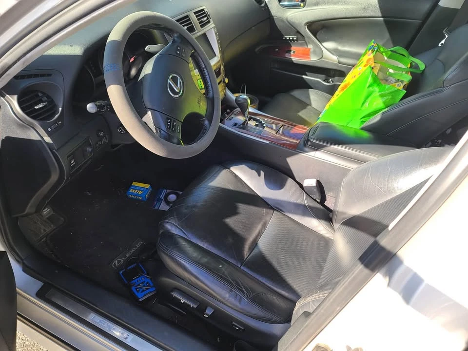 2007 Lexus IS 2nd Gen - Image 2 of 5