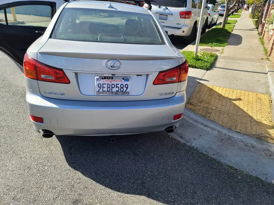 2007 Lexus IS 2nd Gen - Image 4 of 5