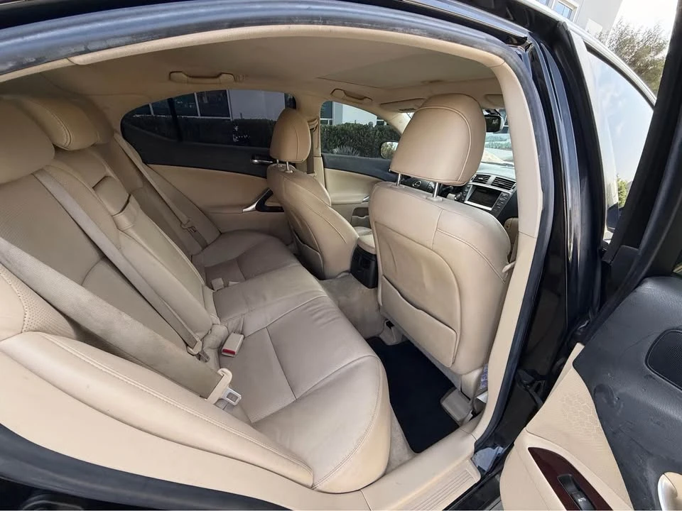 2007 Lexus IS 2nd Gen - Image 10 of 12