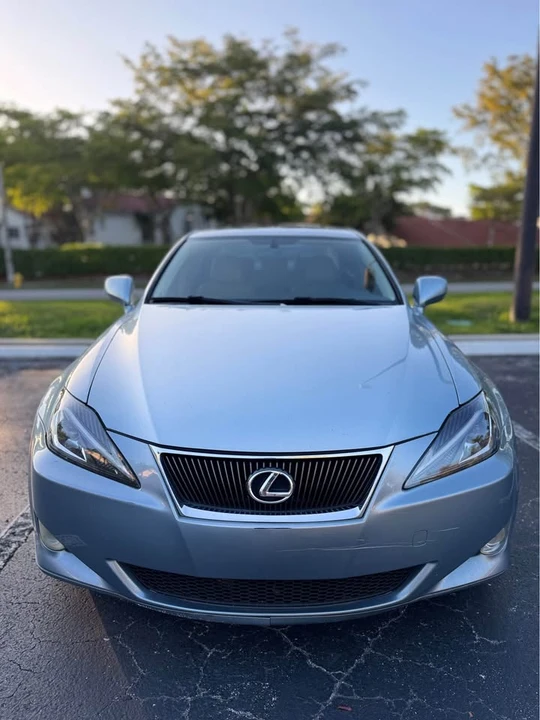 2007 Lexus IS 2nd Gen - Image 3 of 13