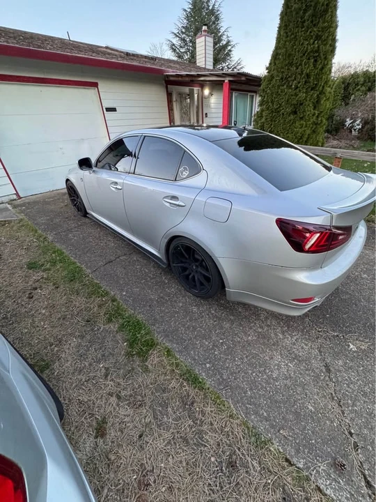 2007 Lexus IS 2nd Gen - Image 4 of 5