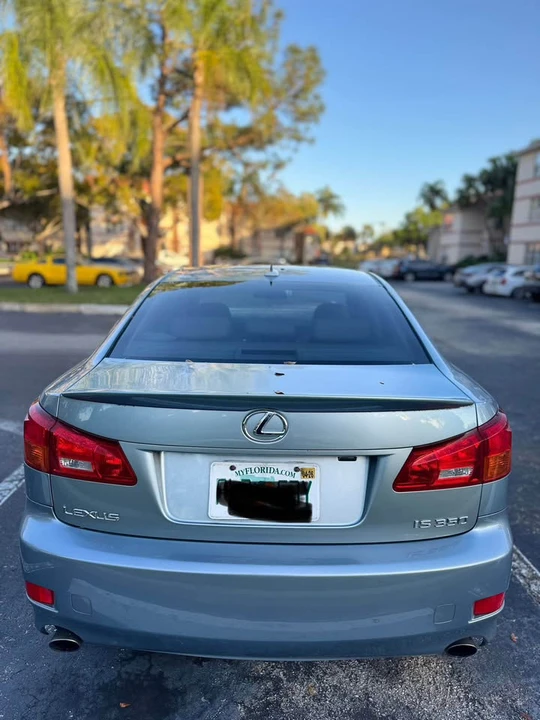 2007 Lexus IS 2nd Gen - Image 6 of 10