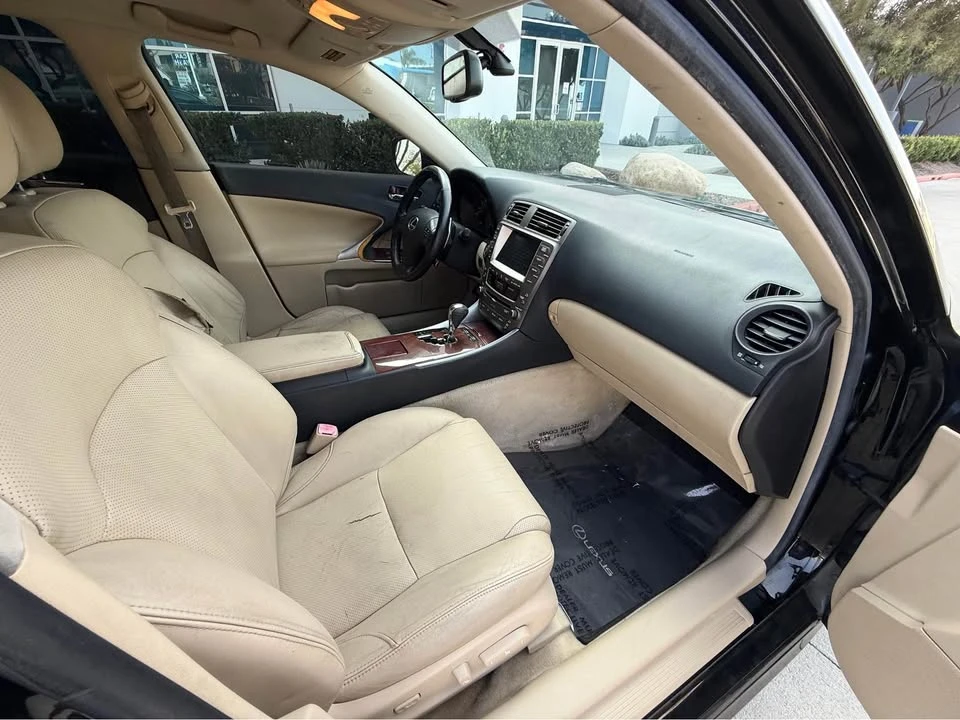 2007 Lexus IS 2nd Gen - Image 9 of 12