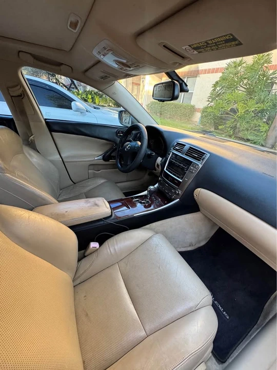 2007 Lexus IS 2nd Gen - Image 10 of 13